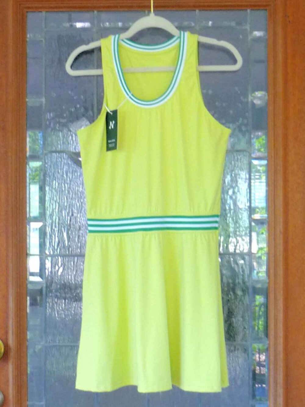 HALARA SIZE MEDIUM ACTIVITY DRESS